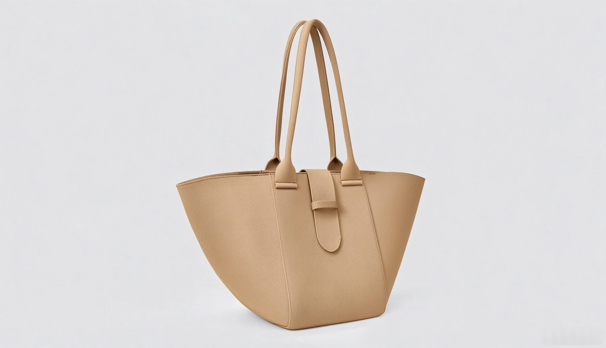 Beige washable flyknit tote bag – product photo
